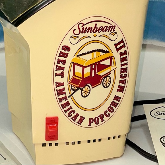 EUC 1980 Sunbeam Great American Popcorn Machine II, w/ original inserts, tested - Picture 3 of 12